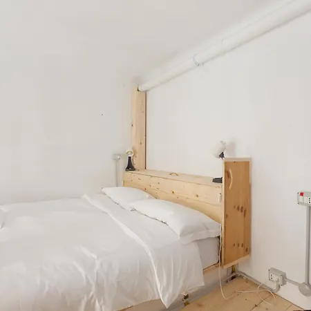 Cadore - Urban Retreat Apartment! דירה *