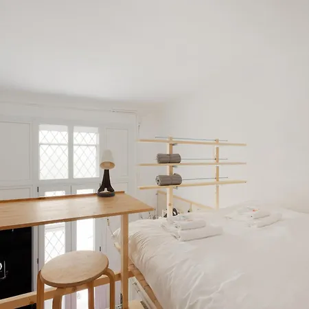 Cadore - Urban Retreat Apartment! דירה